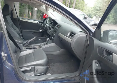 2013 Volkswagen Jetta 2.5L Se from USA, damaged, VIN 3VWDP7AJ6DM356188